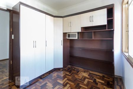 Quarto 1 de apartamento à venda com 2 quartos, 82m² em Santo Antônio, Porto Alegre