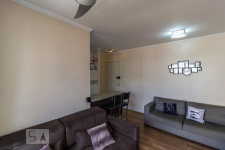 Sala de apartamento para alugar com 2 quartos, 50m² em Vila Anastácio., São Paulo