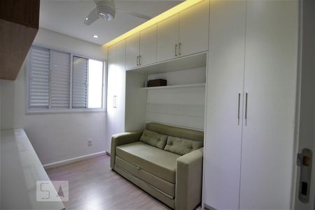 Quarto 1 de apartamento para alugar com 2 quartos, 56m² em Vila Andrade, São Paulo