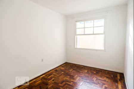 Quarto de apartamento para alugar com 2 quartos, 100m² em Floresta, Porto Alegre