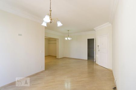 Apartamento à venda com 126m², 3 quartos e 3 vagasSala