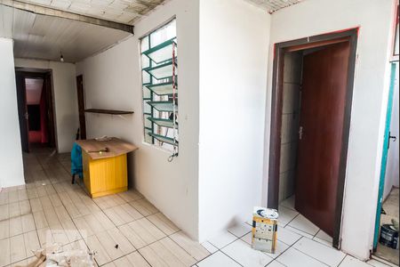 Sala de casa à venda com 2 quartos, 65m² em Independência, Porto Alegre