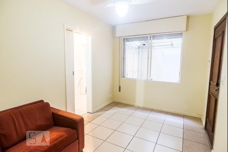 Sala de apartamento para alugar com 1 quarto, 60m² em Floresta, Porto Alegre