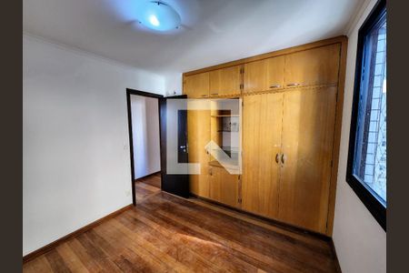 Apartamento à venda com 3 quartos, 110m² em Funcionários, Belo Horizonte