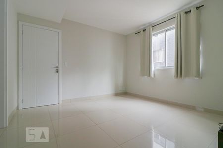 Sala de apartamento para alugar com 3 quartos, 75m² em Nova Esperança, Belo Horizonte