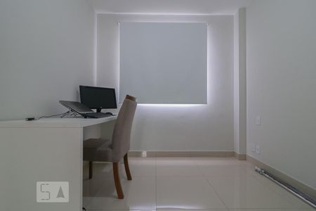 Quarto de apartamento para alugar com 3 quartos, 75m² em Nova Esperança, Belo Horizonte