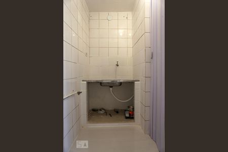 Cozinha de kitnet/studio para alugar com 1 quarto, 24m² em Bela Vista, São Paulo