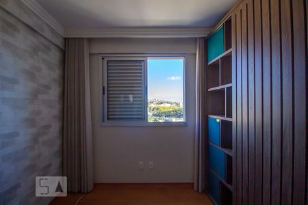 Quarto 1 de apartamento para alugar com 3 quartos, 94m² em Caiçaras, Belo Horizonte