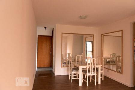 Sala de apartamento para alugar com 2 quartos, 78m² em Chácara das Pedras, Porto Alegre