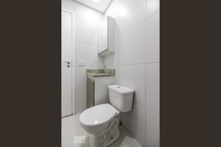 Banheiro de apartamento à venda com 2 quartos, 130m² em Vila Campesina, Osasco