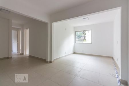 Sala de apartamento à venda com 3 quartos, 80m² em Jardim Peri Peri, São Paulo