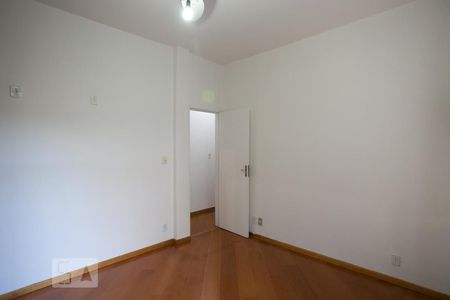 Quarto 1 de apartamento à venda com 2 quartos, 68m² em Tijuca, Rio de Janeiro