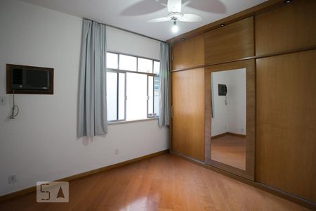 Quarto 1 de apartamento à venda com 2 quartos, 68m² em Tijuca, Rio de Janeiro