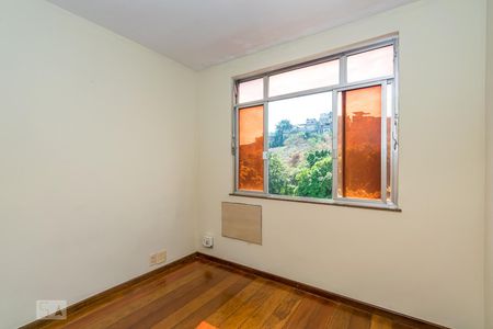 Quarto 1 de apartamento à venda com 3 quartos, 90m² em Olaria, Rio de Janeiro