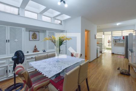 Sala 2 de casa à venda com 6 quartos, 400m² em Vila Mariana, São Paulo