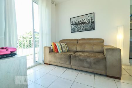 Sala de apartamento para alugar com 2 quartos, 50m² em Jacarepaguá, Rio de Janeiro