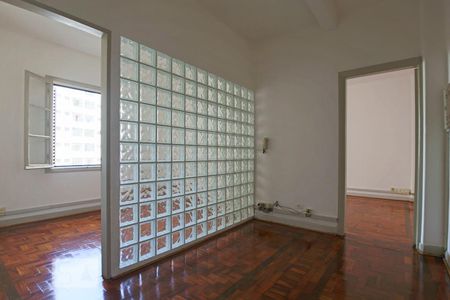 Sala de apartamento à venda com 2 quartos, 86m² em Bela Vista, São Paulo