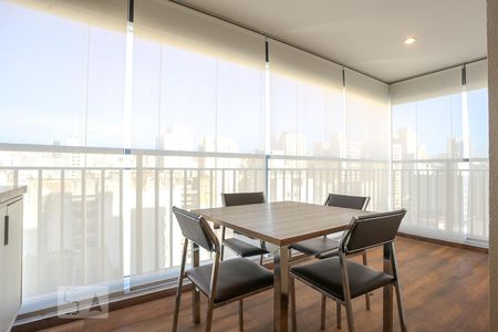 Varanda de kitnet/studio para alugar com 1 quarto, 43m² em Campos Elíseos, São Paulo