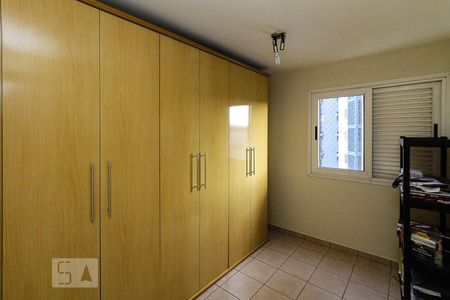 Quarto 01 de apartamento à venda com 3 quartos, 70m² em Sítio Pinheirinho, São Paulo