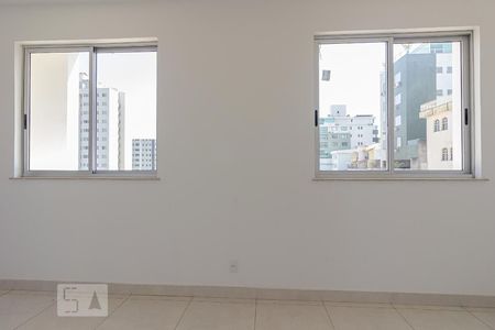 Sala de apartamento para alugar com 1 quarto, 70m² em Liberdade, Belo Horizonte