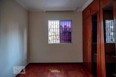 Quarto 1 de apartamento para alugar com 3 quartos, 85m² em Fernão Dias, Belo Horizonte