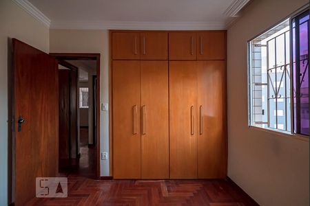 Quarto 2 Suite de apartamento para alugar com 3 quartos, 85m² em Fernão Dias, Belo Horizonte