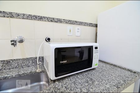 Cozinha de apartamento para alugar com 1 quarto, 50m² em Cambuí, Campinas