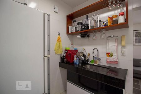 Cozinha de apartamento para alugar com 2 quartos, 150m² em Carlos Prates, Belo Horizonte