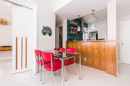 Sala de apartamento para alugar com 2 quartos, 75m² em Humaitá, Rio de Janeiro