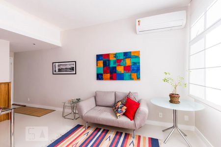 Sala de apartamento para alugar com 2 quartos, 75m² em Humaitá, Rio de Janeiro