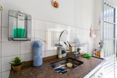 Cozinha casa dos fundos de casa à venda com 3 quartos, 155m² em Jardim Santa Cruz (sacomã), São Paulo