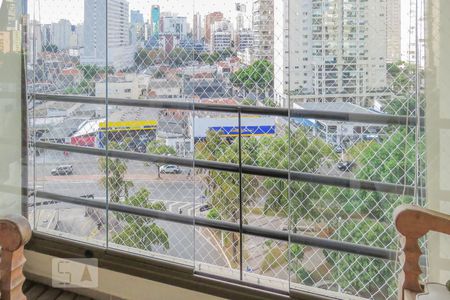 Varanda de apartamento à venda com 2 quartos, 62m² em Moema, São Paulo