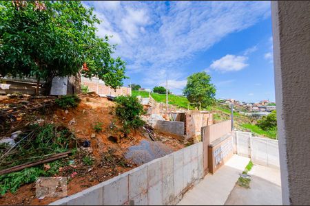 Quarto 1 - Vista de apartamento para alugar com 2 quartos, 52m² em Vila Amaral, Belo Horizonte