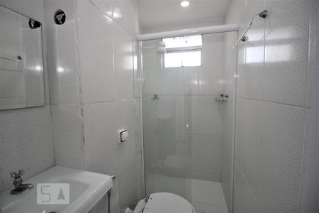 Banheiro Social de apartamento à venda com 2 quartos, 49m² em Jacarepaguá, Rio de Janeiro