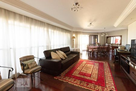 Sala de apartamento para alugar com 3 quartos, 180m² em Água Verde, Curitiba