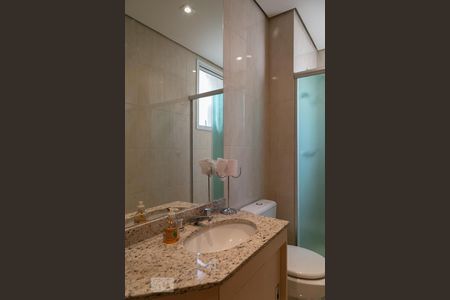 Banheiro  de apartamento à venda com 3 quartos, 101m² em Vila Mariana, São Paulo