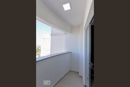 Sacada  de apartamento para alugar com 2 quartos, 54m² em Setor Leste Universitário, Goiânia