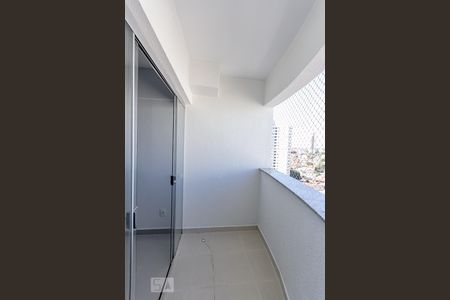 Sacada  de apartamento para alugar com 2 quartos, 54m² em Setor Leste Universitário, Goiânia