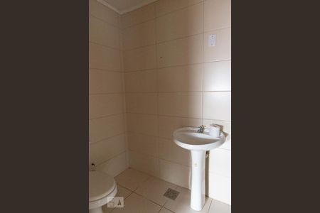 Banheiro de apartamento à venda com 2 quartos, 68m² em Mont Serrat, Porto Alegre