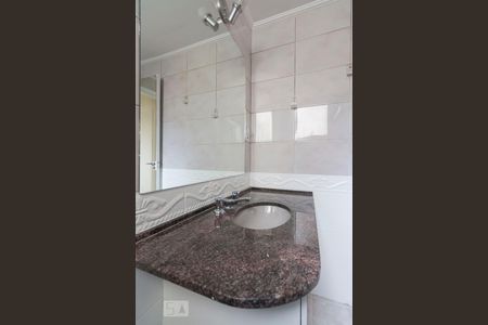 Banheiro Social de apartamento para alugar com 2 quartos, 70m² em São Judas, São Paulo