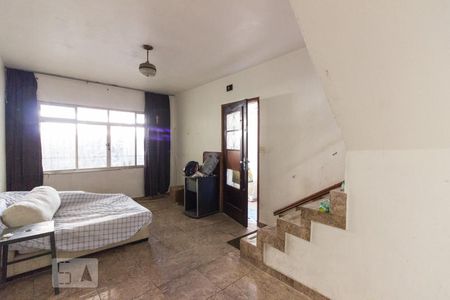 Sala de casa à venda com 4 quartos, 250m² em Parque Peruche, São Paulo