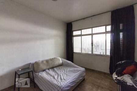 Sala de casa à venda com 4 quartos, 250m² em Parque Peruche, São Paulo