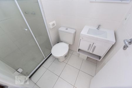 Banheiro social de apartamento para alugar com 2 quartos, 70m² em Vargem Grande, Rio de Janeiro