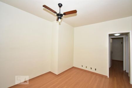 Sala  de apartamento à venda com 2 quartos, 100m² em Icaraí, Niterói