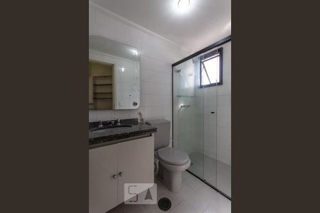 Banheiro de apartamento à venda com 1 quarto, 46m² em Vila Andrade, São Paulo