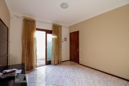 Sala de casa para alugar com 2 quartos, 120m² em Jardim Boa Vista (zona Oeste), São Paulo