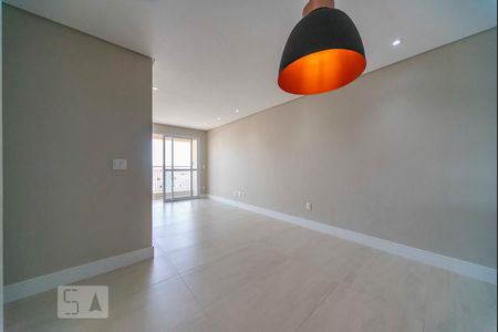 Sala de apartamento para alugar com 3 quartos, 78m² em Vila Alzira, Santo André