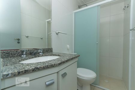 Banheiro de apartamento para alugar com 3 quartos, 77m² em Vila Santa Catarina, São Paulo