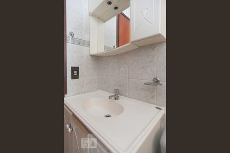 Banheiro de apartamento para alugar com 3 quartos, 76m² em Jardim das Bandeiras, Campinas