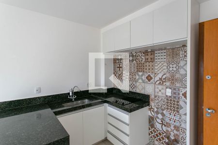 Cozinha de apartamento à venda com 1 quarto, 40m² em Ouro Preto, Belo Horizonte